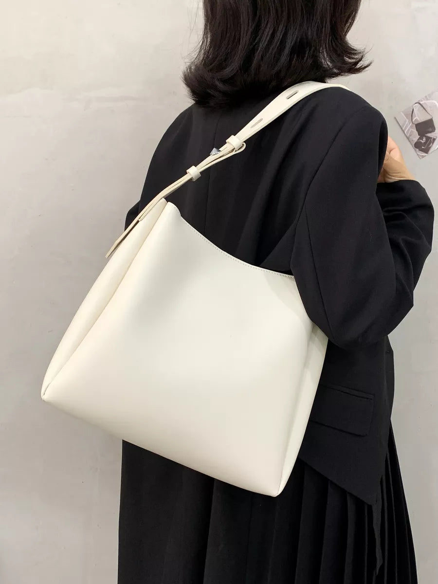 Luna Shoulder Bag