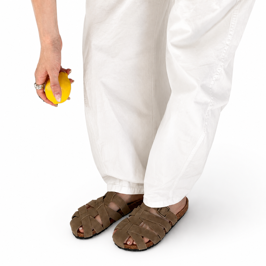 Amscour Classic Sandal